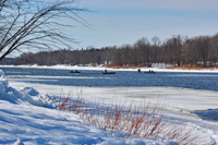 Image of fishermen on the Rainy River