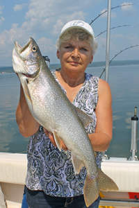 image of mary walsh with king salmon